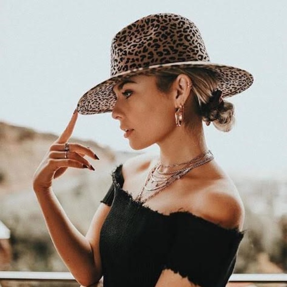 Olive & Pique Accessories - 100% Wool Felt Leopard Panama Hat